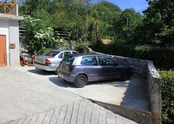 Appartamento With Parking Space Lovran, Opatija - 7713 *